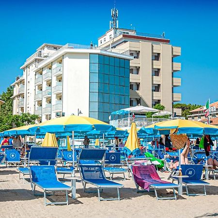 Hotel Ambasciatori Bellaria-Igea Marina Esterno foto